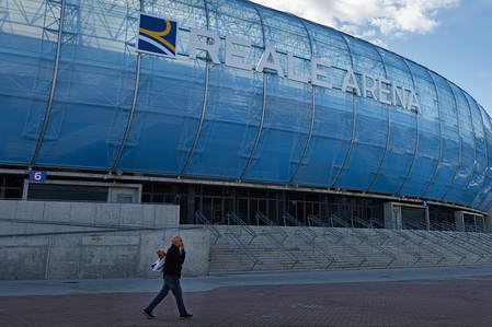 A man walks in front of the REALE Arena, the Real Sociedad stadium in San Sebastian, which has been closed since the coronavirus crisis broke out in Spain. The Spanish Football Federation has suspended La Liga for 15 days.
Spanish Prime Minister Pedro Sánchez has declared state of emergency in Spain because of Covid-19 outbreak, after the raise of number of cases of people infected with Covid-19 in the country.