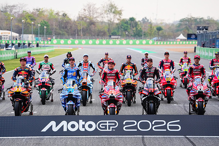 MotoGP premier class riders pose for a group photo on the starting grid ahead of the PT Grand Prix of Thailand 2026 at Chang International Circuit.