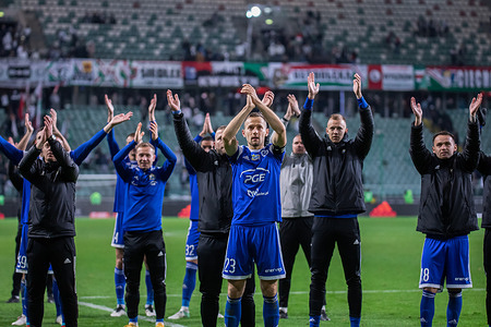 Team of Stal Mielec celebrate a winning match during the Polish PKO Ekstraklasa League match between Legia Warszawa and Stal Mielec at Marshal Jozef Pilsudski Legia Warsaw Municipal Stadium.
Final score; Legia Warszawa 1:3 Stal Mielec.
