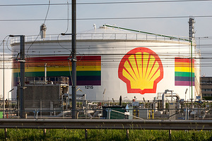 SOPA Images - Gallery - Rainbow Shell plc silo in Pernis refinery in ...