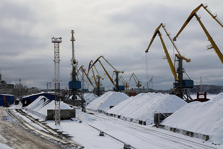 The Seaport of Vyborg, known as the Vyborgsky Port, located in the city of Vyborg, continues its work despite the introduction of various sanctions by various countries.