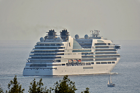 View as the liner Seabourn Ovation cruise ship leaves the French Mediterranean port.