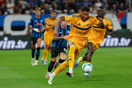Henrik Meister of AC Pisa 1909 seen in action during the Italian Serie A soccer match between Atalanta BC and AC Pisa 1909 at Gewiss Stadium. Final Score; Atalanta BC 1:1 Pisa