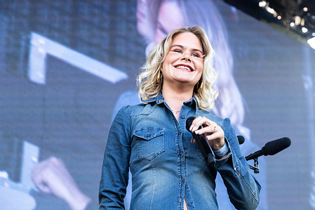 The Danish actress and singer Annika Wedderkopp known by her stage name Annika performs at a live concert during Fredagsrock in Tivoli Gardens. At the end of February 2024, Annika was introduced to the Danish public as a fully-fledged music artist with the release of her debut single Knuser Hjerter a house-inspired track that shot straight onto the Danish charts and peaked as the fifth most played song in the country within days.
Since then, Annika has released several widely streamed tracks becoming the most streamed Danish artist on Spotify and won the P3 Talent Award at P3 Guld. On Wednesday 2 July, the Danish pop sensation will deliver the opening concert on the iconic Orange Stage at Roskilde Festival.