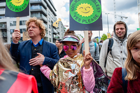A little girl is seen holding a placard during the demonstration.
Thousands of people gathered at the North Station in Brussels during a march for the climate and social justice for all. With the imminent European elections, several organizations launched this demonstration to unite the climate movement, for social justice and against racism, to uphold their fundamental rights.