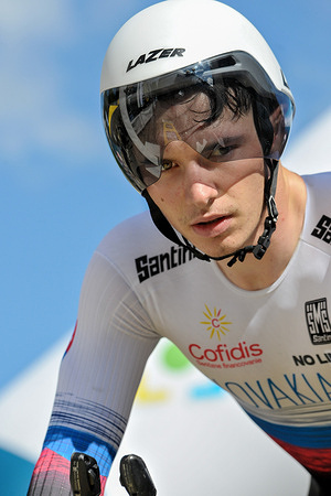 Adam Foltan seen alert at the start of the prologue.The Tour de l'Avenir is an international cycling race by stage reserved for riders under 23 years old. It takes place in France from August 13 to 22, 2021. The prologue of August 13, 2021 is an individual time trial of 5 km in the town of Charleville-Mezieres.
