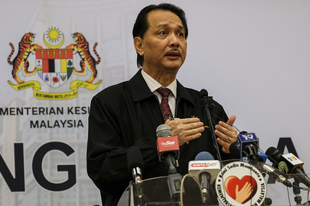 Director-General of Health, Datuk Seri Dr. Noor Hisham bin Abdullah speaks during the Covid-19 press conference.
Malaysia had confirmed 103 new cases of Coronavirus after two days of decreasing cases in the country. Total of the confirmed cases now were up to 7732 since the pandemic had started. Most of the new cases are related to the migrant workers.