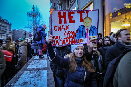 A woman seen holding a placard during the demonstration.
Thousands of demonstrators rally in Moscow to protest against Russia's Central Election Commission's decision to ban the opposition leader Alexei Navalny from taking part in the upcoming presidential election. They also demand president Vladimir Putin to step down from power.
