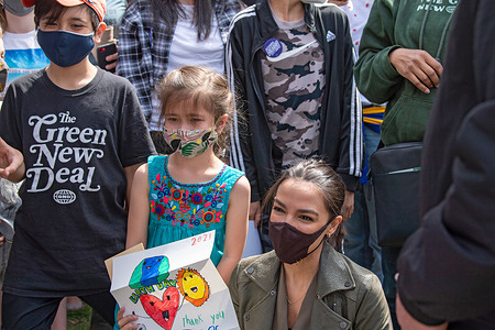 Rep. Alexandria Ocasio-Cortez (D-NY) poses with little children after speaking at an Earth Day Celebration in Astoria Park of the Queens borough of New York City.
Congresswoman Ocasio-Cortez joined by New York State Senator Jessica Ramos and New York Assembly Member Zohran Mamdani for remarks about the NRG Energy, Inc proposal for the Astoria power plant. The Congresswoman opposes NRG's effort to replace their 50-year old turbine at the Astoria 'peaker' plant with a generator that burns fossil fuels extracted by fracking.