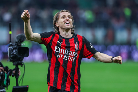 Luka Modric of AC Milan celebrates the victory at the end of the match during Serie A 2025/26 football match between AC Milan and FC Internazionale at San Siro Stadium. Final score; AC Milan 1:0 Inter.