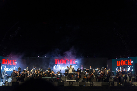Bill Chamlin, member of the band Chicago, walks onto stage to perform with the Moscow Symphony Orchestra on Jabal Jais Mountain. At a height of 1680 meters above sea level, this is the highest concert ever held in the UAE during the Rock vs. Classic Concert.
