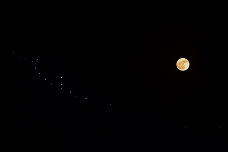 The full Strawberry Moon rises in Srinagar, the summer capital of Jammu and Kashmir. The June super-moon is commonly known as the Strawberry Moon, named by Native American tribes for the strawberries harvested in North America, according to the Farmer's Almanac.