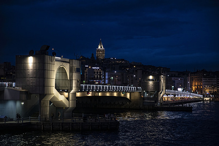 A view of the Galata Bridge and the Galata Tower.