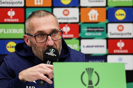 Coach Marek Papszun of Rapid Wieden seen during a press conference after the UEFA Conference League 2025/2026 match between Rakow Czestochowa and Rapid Wieden at ArcelorMittal Park. Final Score; Rakow Czestochowa 4:1 Rapid Wieden