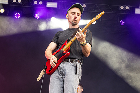 Lead singer Jonas Holst Schmidt of the Danish band Blaue Blume performs live on the OVER HAVET at SYD FOR SOLEN 2025. SYD FOR SOLEN takes place in Valbyparken in Copenhagen on August 7, 8, and 9. This will be the 4th edition of the festival.
