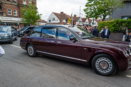 King Charles III arrives at a Jewish Care Centre in Golders Green, London, to show solidarity with the Jewish community.
The visit comes after a series of antisemitic attacks in the community.