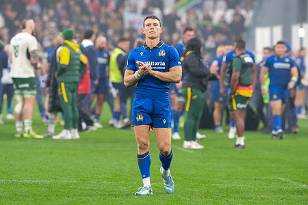 Paolo Garbisi of Italy seen during the Quilter Nations Series 2025 match between Italy and South Africa at Allianz Stadium. Final score South Africa 32 : 14 Italy