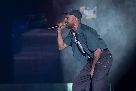 Nil Moliner perform during the Los40 Primavera Pop Madrid 2026 Festival, at the Movistar Arena, on April 10, 2026 in Madrid, Spain