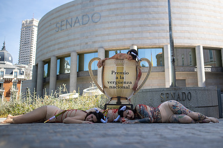 People for the Ethical Treatment of Animals, PETA UK activists staged a performance at the main entrance of the Senate in Madrid to protest the awarding of the National Bullfighting Prize to Curro Vázquez.