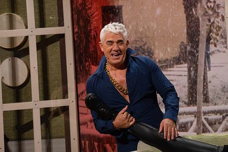 Biagio Izzo seen during the "la stanza inclinata" in the second episode of Step stasera tutto è possibile".