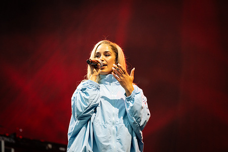Jorja Smith, British singer and songwriter, performs live on stage at the Rock en Seine music festival at the Domaine National Parc de Saint-Cloud.