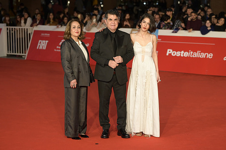 Tehereh Saeedi (l), Jafar Panahi (c) and Solmaz Panahi attend the red carpet during Rome Film Fest 2025 at Auditorium Parco della Musica.