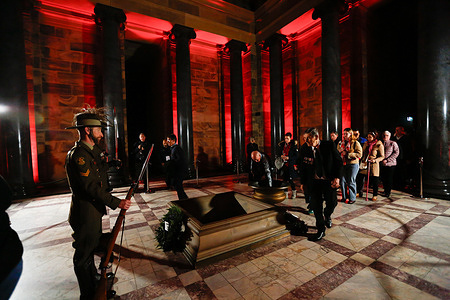 Attendees participate in Anzac Day dawn service followed by Anzac Day March at Shrine of Remembrance. Thousands gathered at the Shrine of Remembrance for the annual ANZAC Day dawn service, commemorating Australian and New Zealand service members who served and died in wars, conflicts, and peacekeeping operations. The service honours the legacy of the Gallipoli campaign and recognises the sacrifices of current and former defence personnel.