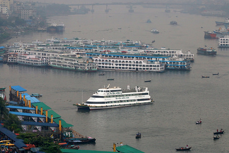 Launches anchor at the Sdarghat launch terminal, all river transport has been suspended due to Cyclone Bulbul bearing down on Khulna and Barisal coasts.
According to the Bangladesh Meteorological Department, Cyclone Bulbul packing a maximum wind speed of 120 kilometres per hour (75 miles) is on course to make landfall near the Sundarbans, the world's largest mangrove forest which straddles Bangladesh and parts of eastern India.
