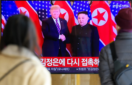 A 24-hour Yonhap news TV broadcast at Seoul Railway Station showing a news broadcast with the file footage of U.S. President Donald Trump (L) with North Korean leader Kim Jong Un (R). U.S. President Donald Trump has said he will reach out to North Korean leader Kim Jong Un again, a remark that raised the prospects for the resumption of his summit diplomacy with the reclusive leader.