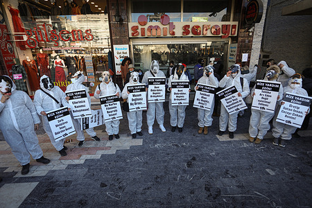 Protesters hold placards expressing their opinions during the demonstration.
The Animal protection law stating "Animals are not Commodities" was implemented in July 2021. The last day of the sterilization of dangerous dog breeds was on January 14. Animal lovers opposed to the move and gathered at the Ulus Square in Ankara.