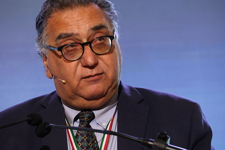 Dr. Mohammad H. Tasooji, professor at California State University San Marcos and CEO of Sienza Energy, speaks during the dialogue “A Meeting of Minds: Science Without Borders” at the Free Iran Convention 2025. The Free Iran Convention 2025, organized by the NCRI-US Office, convened experts, policymakers, and activists to chart a strategy for Iran’s democratic future. Panels examined the regime’s structural collapse, highlighted the decisive role of women and youth, and outlined a transition plan toward a secular, representative government. Maryam Rajavi, President-elect of the National Council of Resistance of Iran (NCRI), addressed the convention, emphasizing organized resistance as the driving force for change.