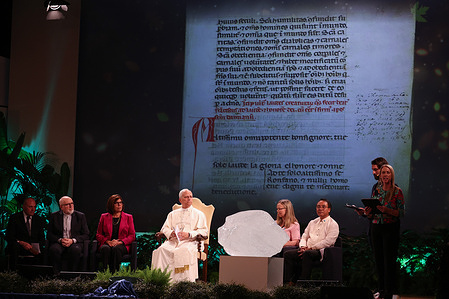 (L2-R) Jesus Moran, Margaret Karram, Pope Leo XIV, Lorena Gold, and Yeb Samo participate in the International Conference. Pope Leo XIV takes part in the *“Raising Hope for Climate Justice”* International Conference, marking its tenth anniversary, organized by the Laudato Si’ Movement at the Mariapolis Center.