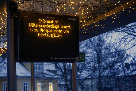 A German-language transport sign indicating the likelihood of transport delays in public service buses in Coburg. There has been very heavy snow in Bavaria and other parts of Germany over the past 24 hours with delays and cancellations in bus and train services in some areas. In Hamburg both bus and tram services have been severely hit. In Bavaria two men lost their lives as a result of the bad conditions.