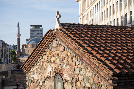 Church of St Petka of the Saddlers, a medieval Bulgarian Orthodox church seen with Banya Bashi Mosque in the background.