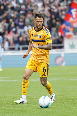 Marius Marin of Pisa SC seen in action during the Italian Serie A soccer match Bologna FC - Pisa SC at Renato Dall'Ara Stadium. Final score Bologna FC 4:0 Pisa SC