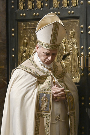 Pope Leo XIV closes St. Peter's Basilica Holy Door to end the 2025 ordinary Jubilee year in Vatican City.