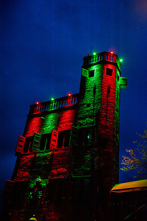 The Belvédère, a former watchtower is seen decorated with the colors of the football team NEC. Nijmegen turns red, green, and black (the colors of the football team "NEC Nijmegen"). In the city center, a huge screen was placed to broadcast the game taking place on Sunday, the 19th.