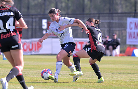 Rachel Lowe (L) of Melbourne Victory and Amy Chessari (R) of Western Sydney Wanderers seen in action during the 2025/26 Ninja A-League Women Round 2 match between Western Sydney Wanderers and Melbourne Victory held at the Wanderers Football Park. Final score Melbourne Victory 4 : 1 Western Sydney Wanderers.