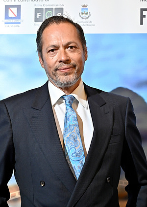 Danny Quinn attends the photocall at the Premio Penisola Sorrentina 2025. The 30th Sorrento Peninsula Award, a prestigious Italian event celebrating excellence in culture, cinema, and audiovisual media, honored Danny Quinn as the recipient of the International Award. Held at the historic Tasso Theatre in Sorrento, the ceremony paid tribute to Quinn’s remarkable artistic journey. The award citation praised him as an actor who chose to be more than a name, seeking his own voice between history and destiny. Every role he has portrayed carries the weight of legacy and the strength of personal transformation, embodying freedom and life through art.