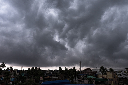 View of a dense cloud formation in Kolkata before the Super Cyclone YAAS hits the coastal areas of West Bengal & Odisha.