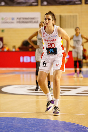 Paula Ginzo seen in action during a friendly women basketball match between Spain and Nigeria at Palacio Municipal Deportes Vista in Cordoba.
(Final Score; Spain 61:52 Nigeria)