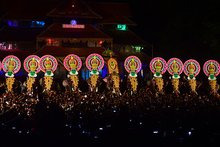 Paramekkavu temple Elephants face Thiruvambadi temple Elephants outside Vadakkunnathan temple ground during Kudamattom ceremony. Vibrantly decked up Elephants 15 on each side stand during the Kudamattom ceremony which attracts many of people in front of Vadakkunnathan Temple. A rItual where elephants from Paramekkavu and Thiruvambadi temples stand face-to-face is a grand spectacle with caparisoned elephants. 
Pooram is a resplendent festival celebrated with grandeur, blending the spiritual and cultural essence of Kerala. Celebrated in the Malayalam month of Medam (April-May), it is annual temple festival." The brainchild of Shakthan Thampuran, the Maharaja of Kochi, Thrissur Pooram brings together ten temples in a magnificent spectacle that captivates thousands of visitors each year.