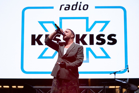 Yousef Ismael Ararji Pellerito aka Yosef performs live at Piazza della Libertà during the Salerno Pitti Pizza e Friends 2026. Pitti Pizza & Friends is an event held in Salerno from August 25 to 30, 2026, celebrating gastronomic culture alongside live performances and music.