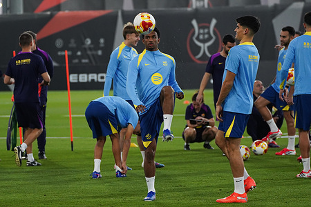 FC Barcelona Alejandro Balde (C) seen in action during the last training session before the Spanish Super Cup semi-final match between Barcelona and Athletic Bilbao at King Abdullah Sports City.