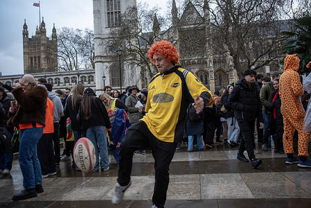 Some people played rugby during the celebration of the Waitangi Day as it is considered the national sport of New Zealand. Hundreds of New Zealander gathered to celebrate the Waitangi Day in London, UK. The Waitangi Day is New Zealand’s national day, held annually on February 6th, marking the 1840 signing of the Treaty of Waitangi, the nation's founding document. It is a public holiday featuring commemorations, cultural performances, and reflection on the partnership between Māori and the Crown.