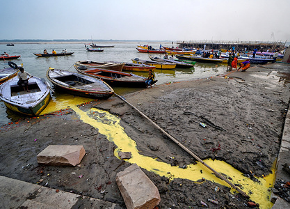 Polluted Chemical Solution flow into Ganga River Bank in Varanasi.
River Ganga is sick in Varanasi. Along the Ghats of Varanasi, Ganga water is polluted in which about 95% of this pollution is caused by sewage flowing into the river.