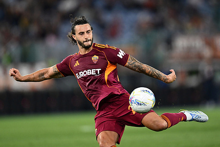 Mario Hermoso of AS Roma seen in action during the Serie A match between AS Roma and Atalanta at Stadio Olimpico. Final score; AS Roma1:1 Atalanta.