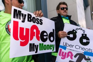 SOPA Images - Gallery - Uber and Lyft Drivers Protest in Los Angeles, USA