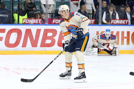 Borna Rendulic (17) of Shanghai Dragons Hockey Club seen in action during the Hockey match, Kontinental Hockey League 2025/2026 between SKA Saint Petersburg and Shanghai Dragons China at the Ice Sports Palace. Final score SKA Saint Petersburg 3 : 2 Shanghai Dragons China