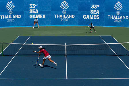Mananchaya Sawangkaew seen in action with Janice Tjen during the Tennis Women's singles semifinals match at National Tennis Development Center. Mananchaya Sawangkaew defeated Janice Tjen in the 2025 SEA Games semifinals when Tjen retired due to a breathing issue after losing the first set 6-4